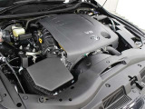 4GR-FSE型 2.5L V6 DOHCエンジン搭載、FR駆動です。