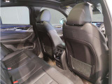 【エアバック】BMWのエアバックやその他の安全装備は、互いに補完しあう事で徹底した安全性を貫きます。万一の事故の際にそれぞれ最適な保護を提供してくれます!