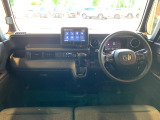 ■ 運転席まわりの装備 &rArr;