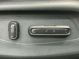 車が大好きなスタッフが心をこめて接客いたします。お客様一人一人のお車に対する思いや気持ちをうかがい、充実した時間が過ごせるよう努めます。
