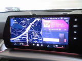 ◆iDriveを装備。操作系統をディスプレイから独立させることで、人間工学に基づいた最適な運転環境を実現しております。◆