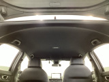 自社整備工場で点検整備をおこなってからお渡ししています。車検が残っている場合は『12ヶ月点検整備』を、車検整備付きの場合は『車検整備』をおこないます。整備費用は車両本体価格に含まれています。