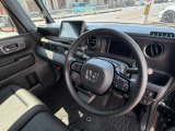 【運転席】