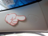 たとえ安全運転していても横からの不意の衝突は避けられないかも知れません。 そんな時に大切な乗員を守るサイドエアバッグ付き! 大切なご家族を守るための安心装備です。