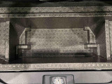 ラゲージデッキボードの下には大容量の収納ができる深底ラゲージアンダーボックス