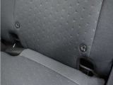 ◆ISOFIX◆シートベルトいらずでチャイルドシートと固定金具を連結するだけでガッチリ固定できます。