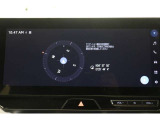 スマホやiPhoneと連携し、対応アプリを表示させて使うコネクティッドナビ対応ディスプレイオーディオ。自分次第で使い方が広がります。高画質で鮮明な映像が楽しめるフルセグTV対応です。
