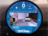 MINIのメーターパネルは円をコンセプトにデザインされております。おしゃれで愛嬌のあるMINI独自のデザインに惹かれる方は数多くいらっしゃいます。