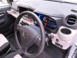 当社では全車、納車前にサービス工場で12ヶ月点検相当の整備を実施しております。そこで確認された不具合箇所は修理しておりますのでご安心下さい。