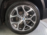 BMWならではの卓越した走りを支えるホイールと足回りです!