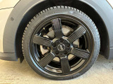 ★お車のお見積りと合わせましてMINI自動車保険のお見積もご用意できます。MINIオーナー様へ向けたMINIディーラーだけの特典がございますMINI自動車保険につきましてもお気軽にご相談下さい。