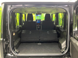 普段のお買い物や通勤、送迎等に十分な荷室スペースを確保しております。セカンドシートを倒すと、大きな荷物の積載も可能です♪