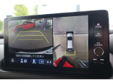 【マルチビューカメラシステム】車を上空から見た視点をナビ画面に表示。駐車での運転を安全にサポートします!
