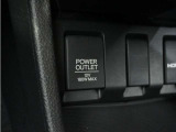 ◆12V電源ソケット◆スマートフォンの充電等にも便利な電源ソケット!使いやすい場所に装備されています。