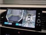 ◆マルチビューカメラシステム◆運転席から見づらい前後左右を、ナビ画面の映像で確認。見通しの悪い交差点や狭い道でのすれ違い、駐車などをサポートします。