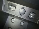 シガーソケット用の充電器が使用可能です!