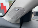 BOSEサウンドスピーカーを装備しております。より高音質でお気に入りのプレイリストをお楽しみください。Bluetoothでのナビとの接続やUSBでの接続も可能です。