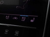 風量調整機能付きのベンチレーションがフロントシートに装備されていますので、夏場のレザーシートでもひんやり快適にロングドライブが楽しめます。