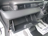 お電話での来店予約や1日車検のご予約も受け付け中です。カーセンサーフリーダイアルもご用意致しております。不明な点などもございましたらお気軽にお電話下さい。