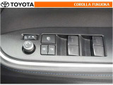 電動格納ミラーは、スイッチで簡単操作!狭いスペースでの取り回しや駐車時に大変重宝します。