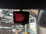 車両は屋内展示しておりますので天候に関係なくごゆっくりコンディションご確認頂けます。車両を倉庫へ保管している場合が御座いますのでご来店前に在庫確認頂けると幸いです。TEL072-784-8800