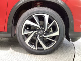 純正アルミホイール☆Honda車にぴったりなデザインです。