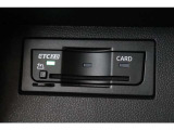 「ETC2.0対応車載器」  合流や渋滞、事故等の情報をリアルタイムで受信して、ディスカバープロへ即座に反映させたルートガイダンスを実現し、快適なドライブを楽しむことが出来ます!