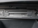 認定中古車保証1年間距離無制限の保証とロードアシスタンスサービスが全車に付帯されています。また、1年間または2年間の延長保証(有償)もご利用いただけます。