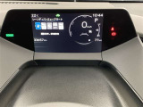 見やすさと先進性を両立したデジタルメーター