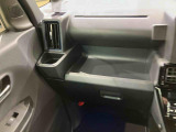 納車前にはプロのメカニックが、各部の点検を行います。ディーラーにしか出来ない品質、そしてサービスできっと満足していただけると思います!
