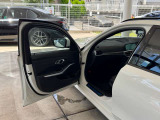 BMW正規ディーラー BMW Premium Selection調布の認定中古車です。厳しい基準をクリアした高品質車両のみ販売。BMW認定中古車保証付き(最長4年・距離無制限)、全国納車対応可能です。