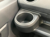 品質へのこだわり!フロアマットやシートなど車内をキレイに清掃し、ニオイや汚れなどを徹底的にクリーニングしてもらっております。室内はピカピカです☆