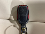 【スマートキー(エンジンスタートストップスイッチ)】スマートキー(電子キー)を持っていれば、スイッチを押すだけでエンジンをかけることができます!