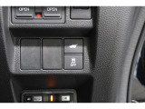 【横滑り防止装置】ドライバーの安全運転をアシストしてくれる装備が充実しています☆ドライバーの不安を安心へと変えてくれますね。