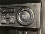 プッシュスタート式です。キーをカバンから出さずにエンジン始動が可能です。