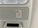 あおり運転をされても安心!緊急通報も可能、ボタンを押すだけでオペレーターにつながるSOSコール付。(別途登録費用が必要となります。)