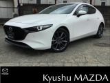 流れるようなデザインと軽快な走りが人気のハッチバックマツダ3入荷しました!