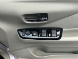 全席パワーウインドウ★運転席はワンタッチで開閉可能です♪