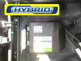 減速時余剰電力を加速時にモーターに利用するアシスト機能に加え、EV走行も可能な【ハイブリッド】!