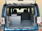 安全安心な走行のために、納車前には小さなクルマを知り尽くしたエキスパートが基本性能に関わる機能や状態を徹底的に点検しています。