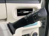 車外の明るさによって自動で点灯・消灯するオートライト