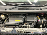 エンジンルームもクリーニング済みできれいですよ。日産の整備士がしっかりと丁寧に点検していますので安心してお乗りいただけます