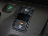 ◆オートブレーキホールド機能付き電子パーキングブレーキ◆ブレーキペダルを足から離しても停車状態を保ちます。アクセルを踏めば自動でブレーキが解除され、発進可能!