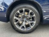 国道1号線に沿い横浜市営地下鉄「三ッ沢上町駅」から徒歩約10分。 BMW Premium Selection 横浜三ッ沢店 / 〒240-0062神奈川県横浜市保土ヶ谷区岡沢町322-3 / TEL:045-612-8488
