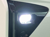 悪天候時に視界確保するLEDフォグランプが標準装備 !(^^)!