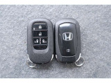 ご納車の際は、キーを2個お渡しさせていただきます。