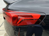 BMWのオートライトは積極的にライトをつけることにより、自車の存在を周囲に向けアピールいたします。それは安全性への配慮でもあります。