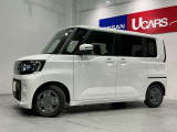 日産ディーラーならではの経験豊富な整備士が、お渡し前にきっちりと車検整備をさせていただいております。またお渡し後1ヶ月もしくは1000kmで、無料の点検整備を実施させていただきます。
