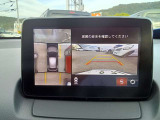 360&deg;ビュー:全方位を確認できて駐車も簡単です。