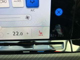 運転席シートヒーターです